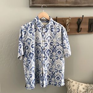 Island Republic Men’s Camp Shirt  size medium